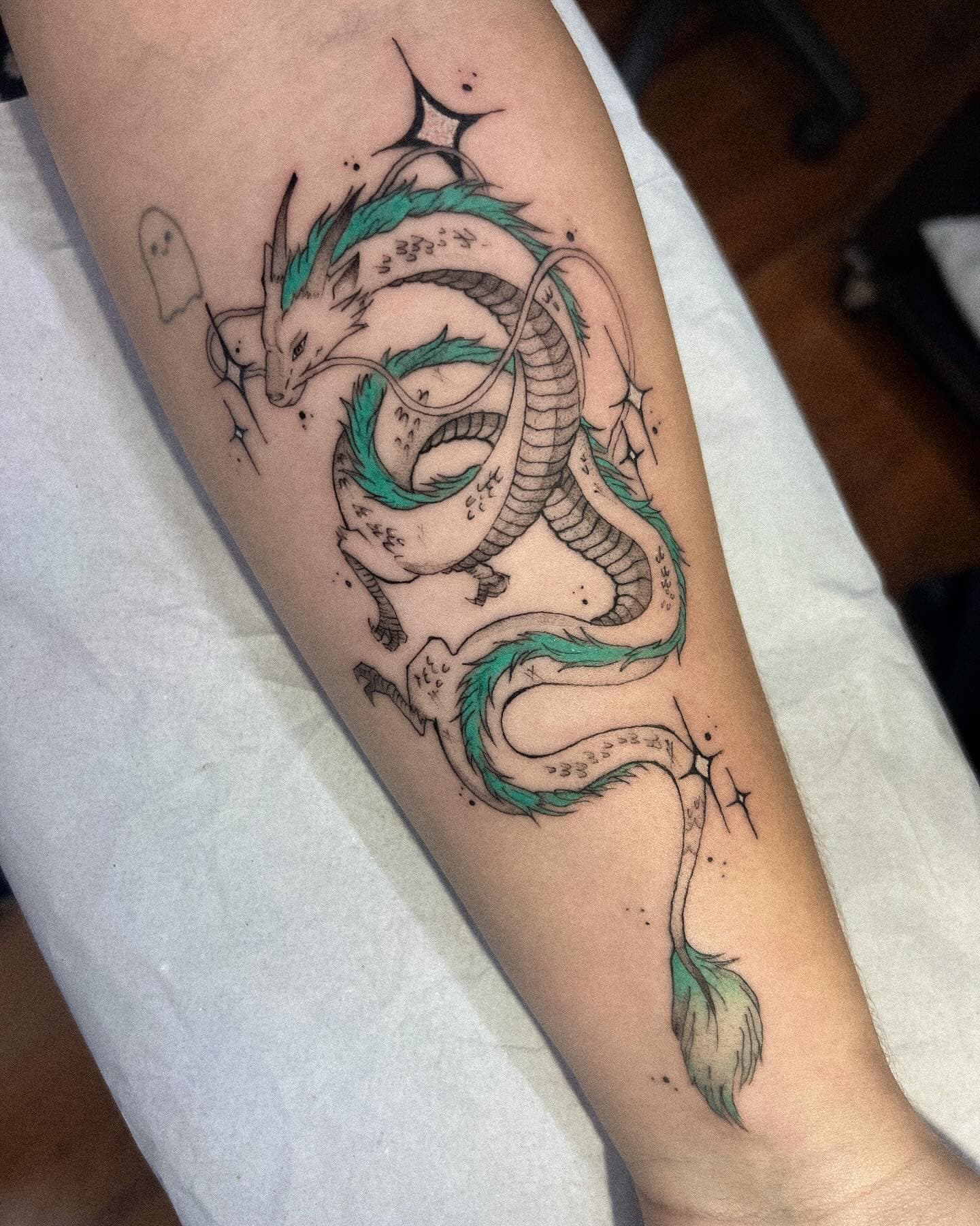 Tatuagem fine line por Bibis